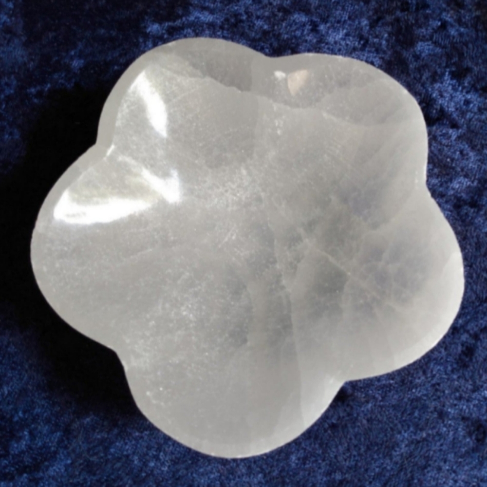 🌺 5-Petal FLOWER shape ✨SELENITE CRYSTAL Jewelry Dish ✨Gem Stone Charging Bowl